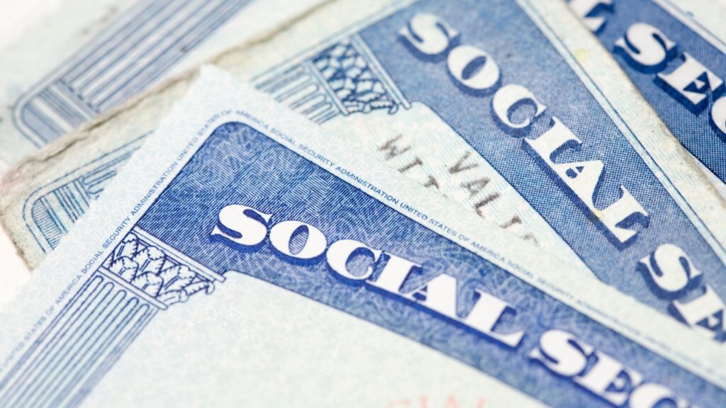 Image for Employees Born Between April 2,1959 and January 1,1965 and Receiving Social Security Benefits Should Be Aware of the Earnings Test